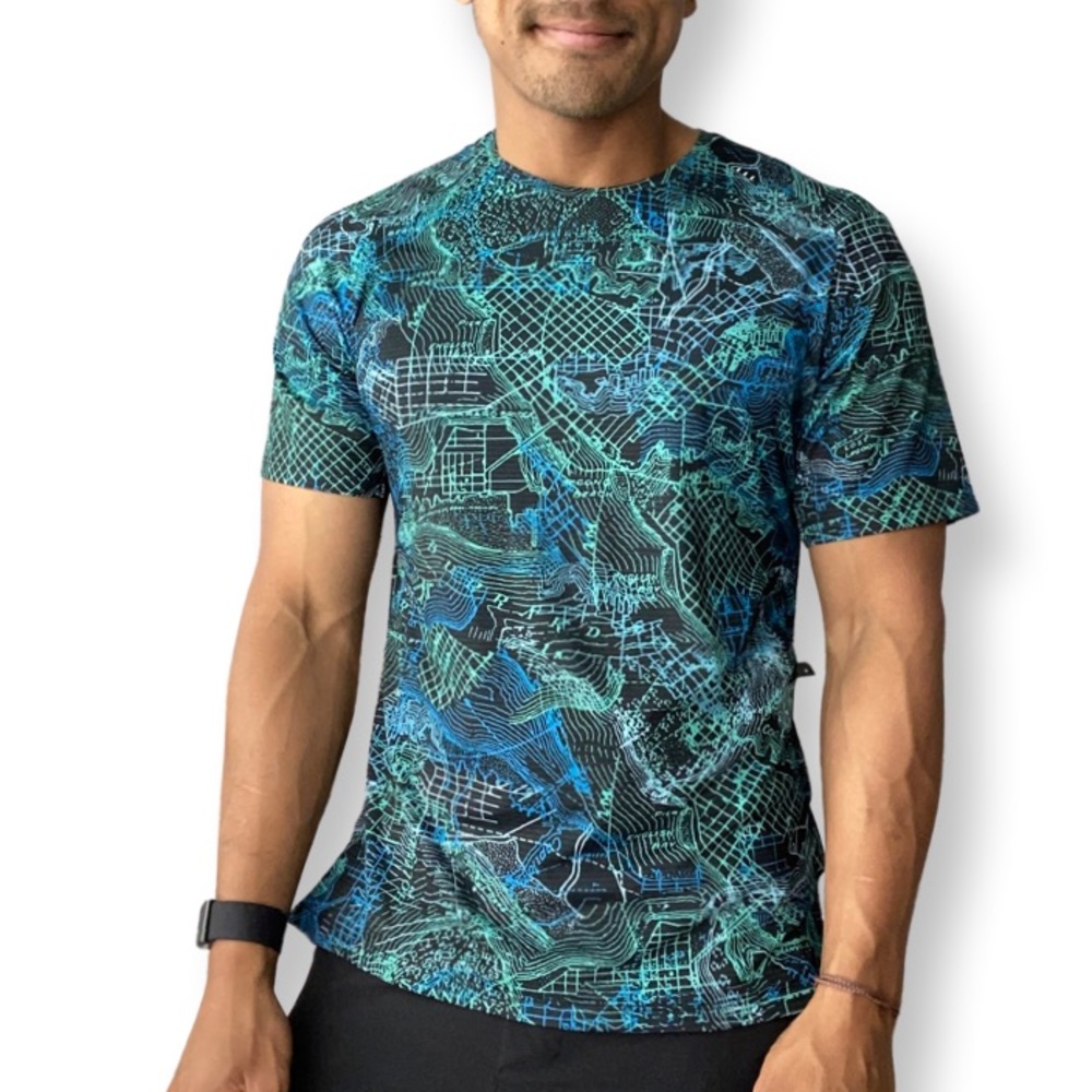 LULULEMON limited edition spandex tee. Size small